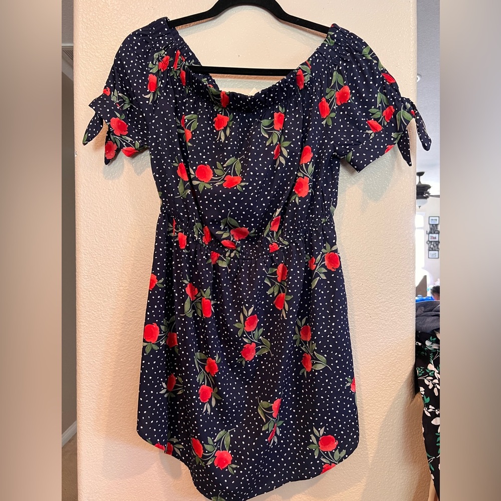 Large mini dress